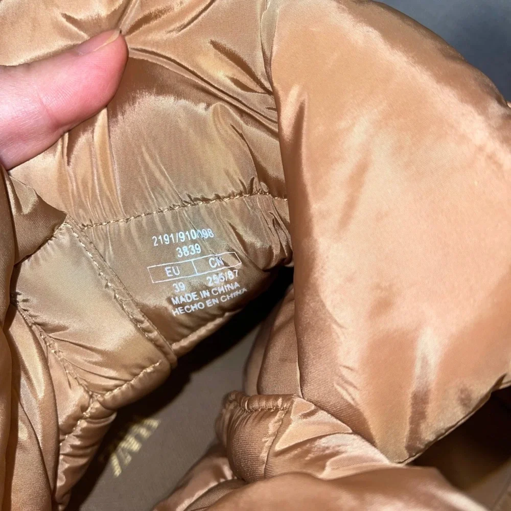 ZARA Puffer Quilted Boots Tan Beige Warm Winter Snow Booties EU 39 US 8.5/9 READ
